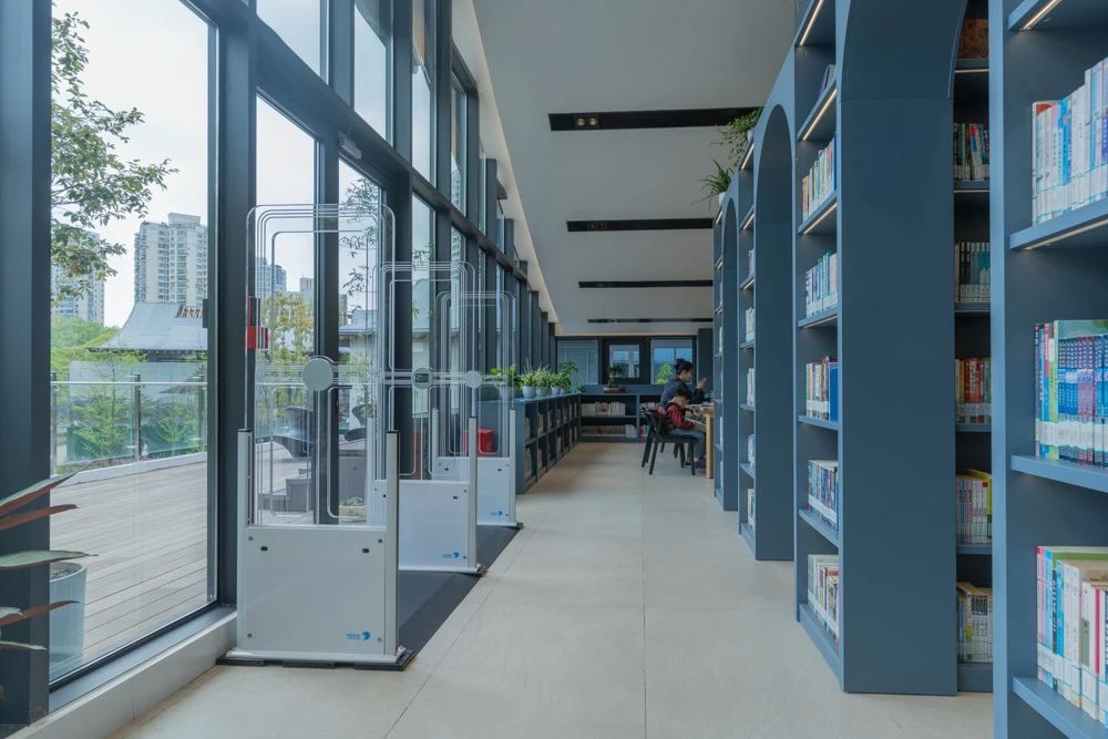 library-RFID-gate.jpg